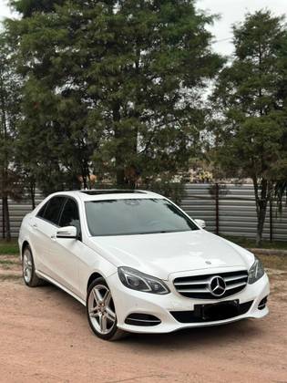 MERCEDES-BENZ E 400 3.0 V6 AVANTGARDE BITURBO GASOLINA 4P AUTOMÁTICO MERCEDES-BENZ E 400 3.0 V6 AVANTGARDE BITURBO GASOLINA 4P AUTOMÁTICO
